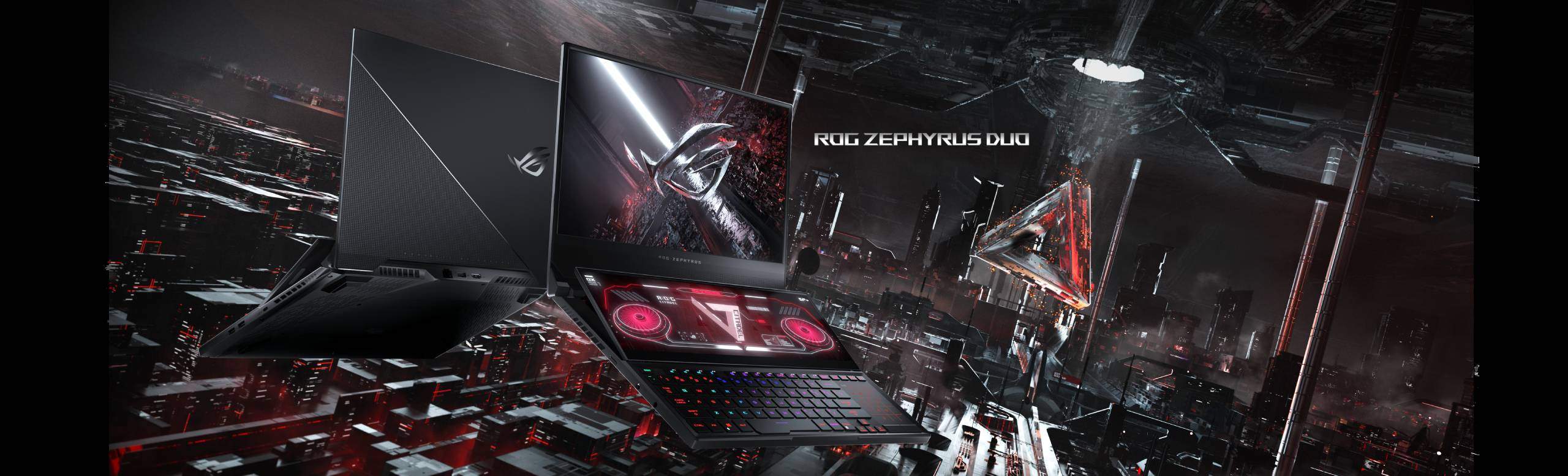 Laptop ROG-Zephyrus-Duo-15 deschis rotit spre dreapta cu ambele ecrane pornite pe un fundal cu oraș digitalizat, SF