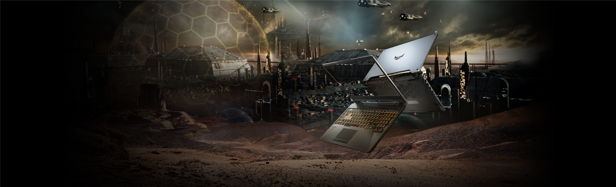 Laptop ASUS-TUF-Gaming-F15, spate in spate, ce leviteaza deasupra unui teren ce are pe fundal un oras industrializat, militarizat din viitor