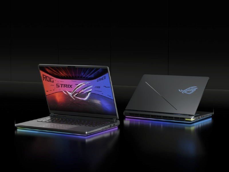 Two ROG Strix G18 laptops