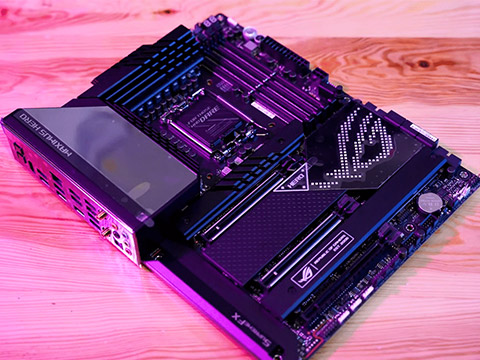 ROG Maximus Z690 Hero Review by Bermor
