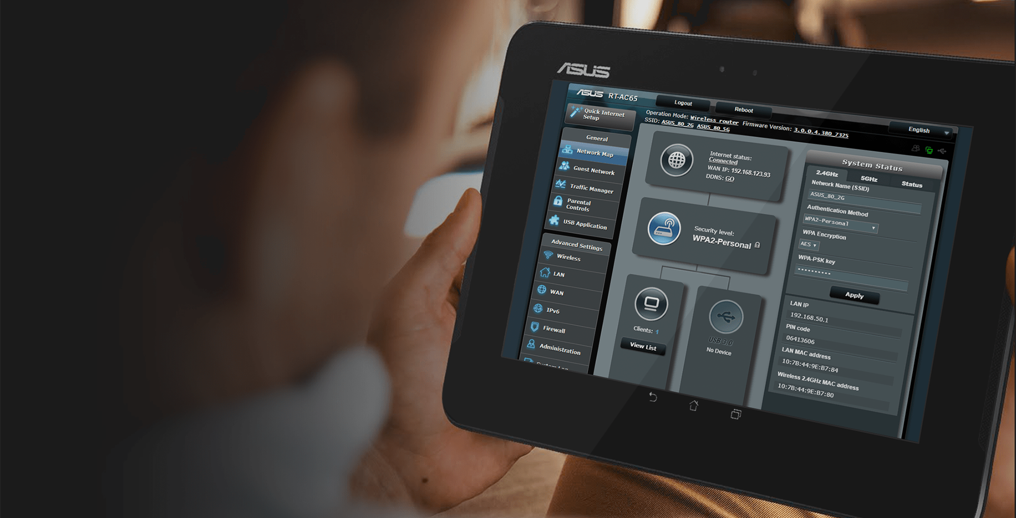 ASUS RT-AC65 features ASUSWRT dashboard UI which helps you to manage your internect status easily.